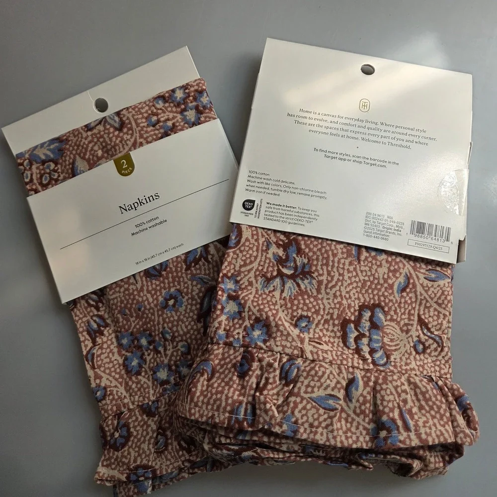 Threshold Cotton Floral Ruffle Napkins lot of 2 Terracotta Blue 18x18 New